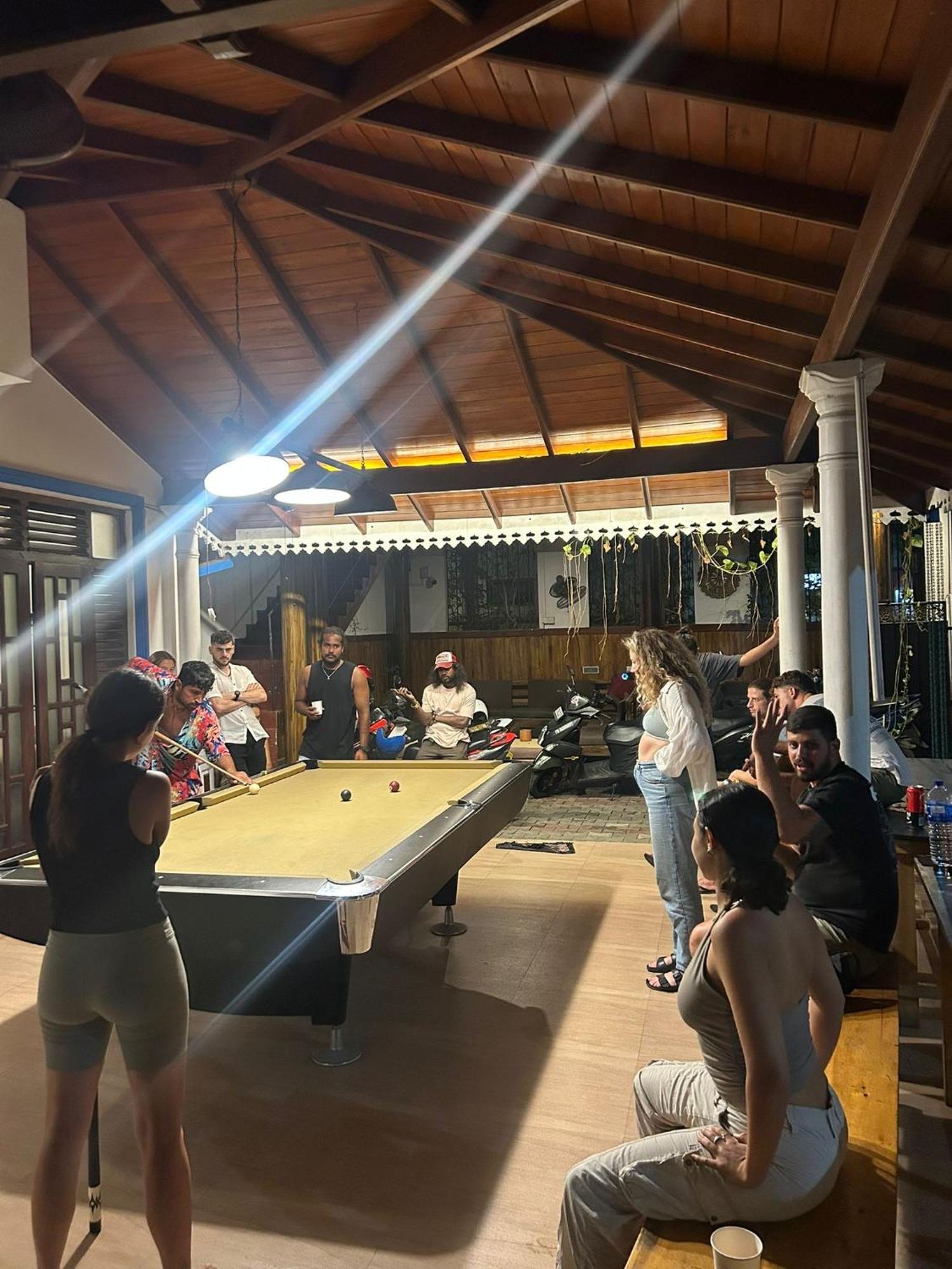 Hari Hari Hostel Weligama Exteriör bild