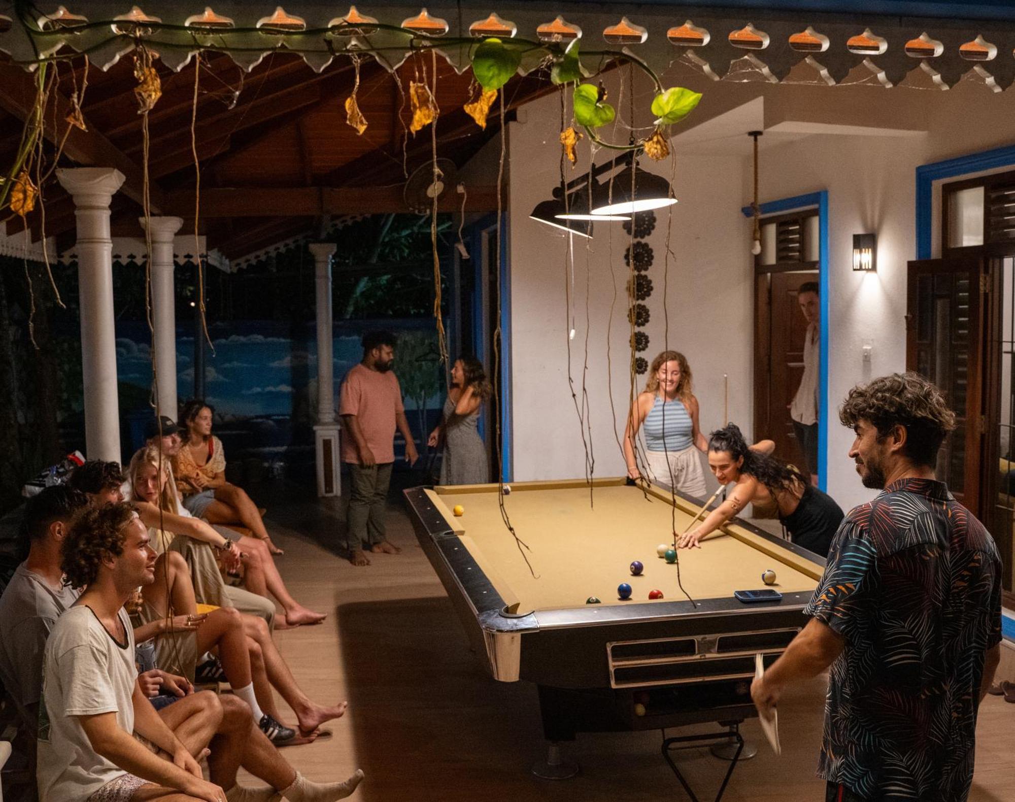 Hari Hari Hostel Weligama Exteriör bild